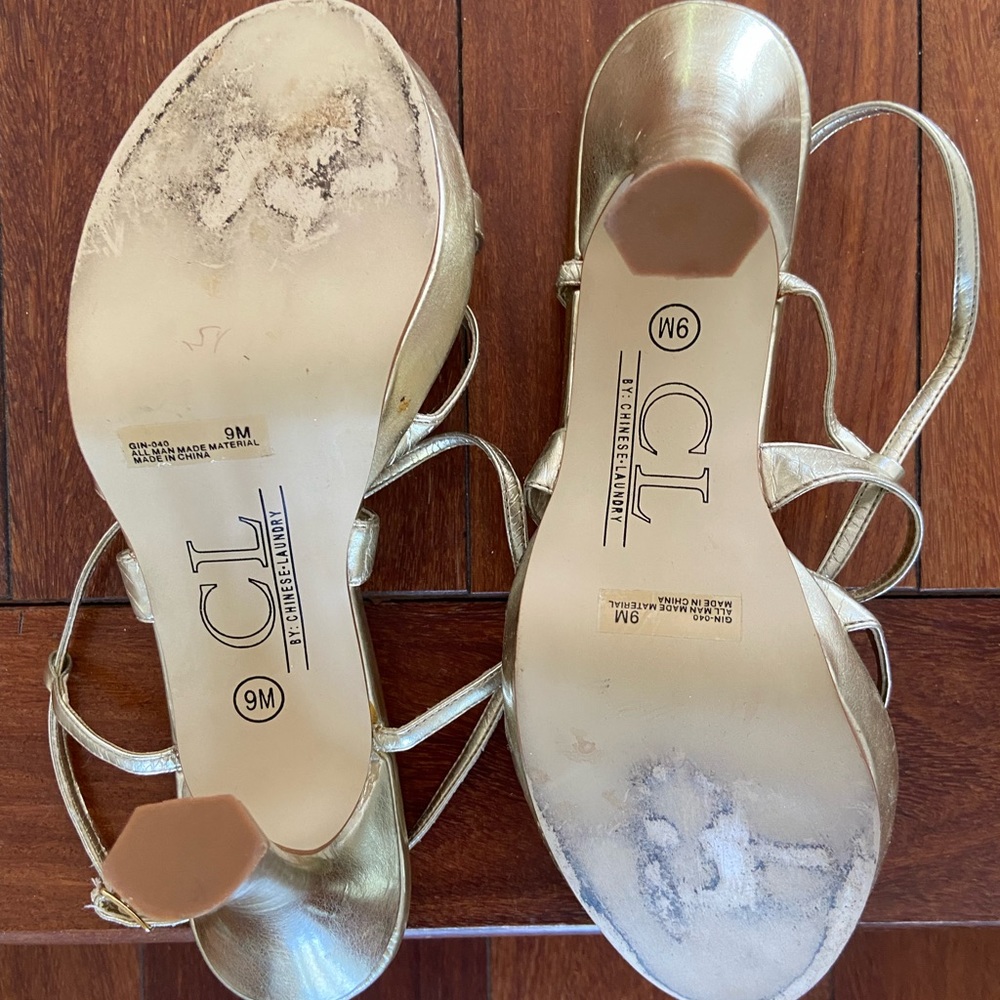 Sandals - Picture 6 of 6